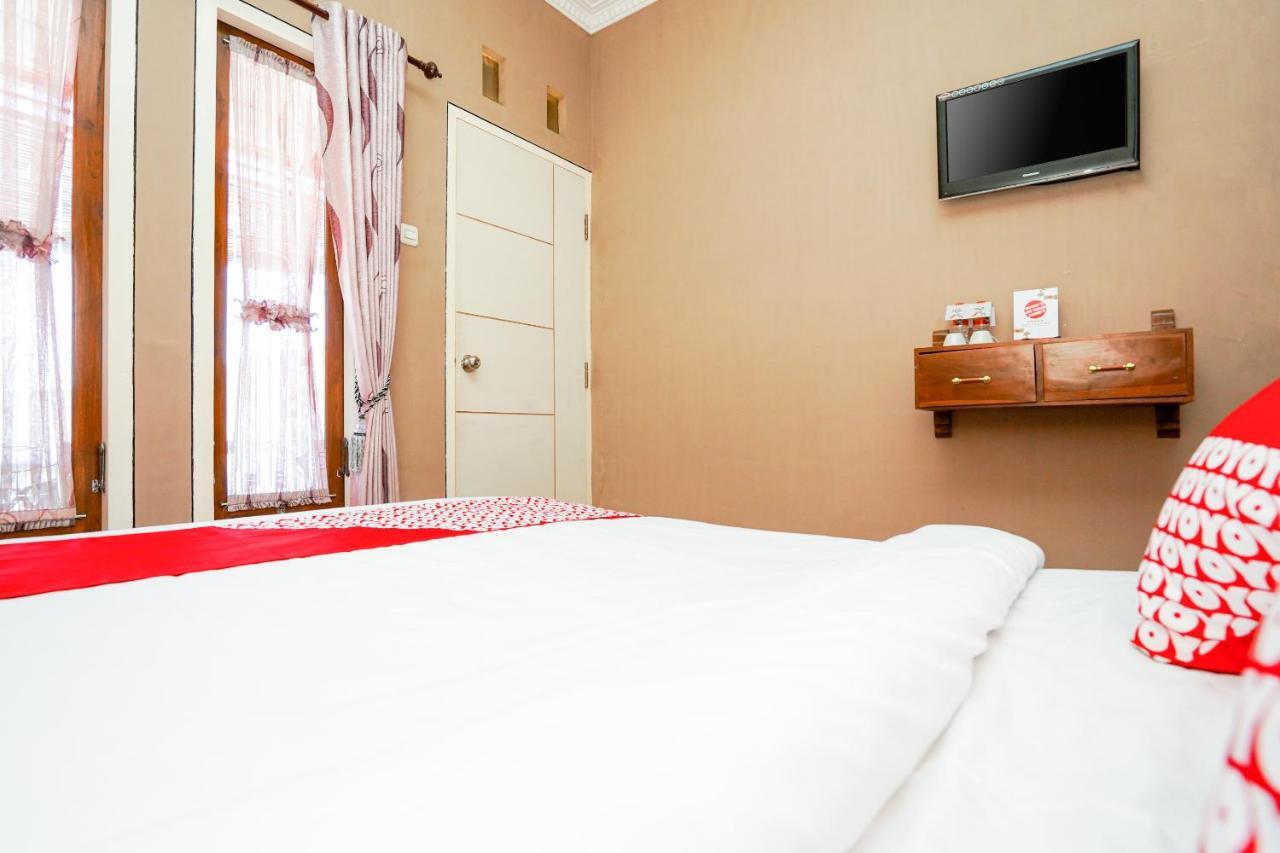Oyo 1087 Homestay Potato House Bromo Ngoại thất bức ảnh